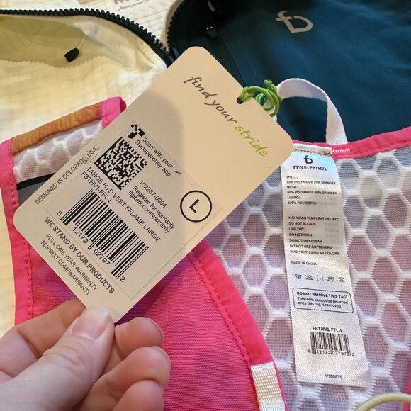 FLIPBELT {NWT} BUNDLE! Durango Soft Shell Jacket & Tahoe Hydration Vest (Med) - Picture 4 of 15